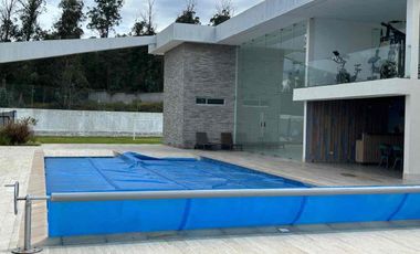 casa moderna 1 año de construcción