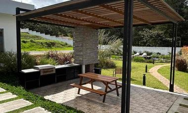 casa moderna 1 año de construcción