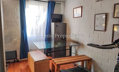 Leon Propiedades vende casa en Curacaví centro.