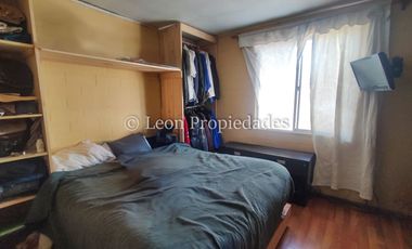 Leon Propiedades vende casa en Curacaví centro.