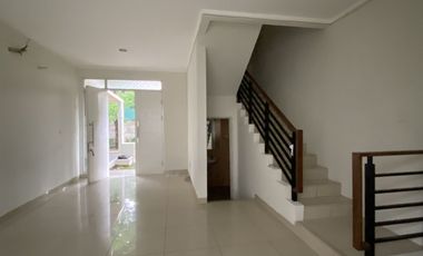 Completely Renovated 2-Bedroom House for Rent in Summarecon Bekasi