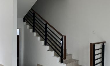 Completely Renovated 2-Bedroom House for Rent in Summarecon Bekasi