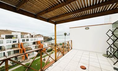 Vendo duplex en playa puerto viejo