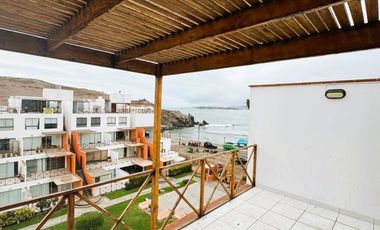 Vendo duplex en playa puerto viejo
