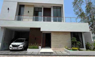 RUMAH BARU MEWAH 2 LANTAI MODERN DALAM CLUSTER EKLUSIF DI PUSAT KOTA WATES