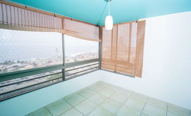 SE VENDE DEPTO EN COND. TRES MARES, CARIBE.