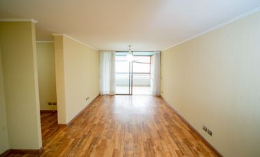 SE VENDE DEPTO EN COND. TRES MARES, CARIBE.