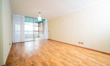 SE VENDE DEPTO EN COND. TRES MARES, CARIBE.