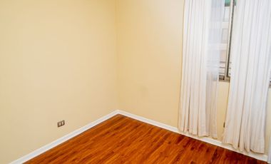 SE VENDE DEPTO EN COND. TRES MARES, CARIBE.