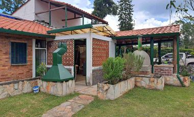 PARCELA MESA SANTOS  DE 2500 METROS CERCA PEAJE CONJUNTO