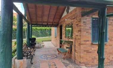 PARCELA MESA SANTOS  DE 2500 METROS CERCA PEAJE CONJUNTO