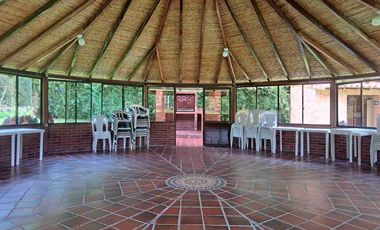 PARCELA MESA SANTOS  DE 2500 METROS CERCA PEAJE CONJUNTO