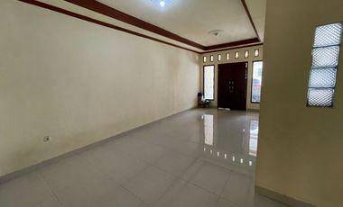 Kontrakan Rumah dekat PGC Cililitan