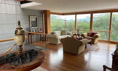 ESPECTACULAR CASA DE VENTA POR HILACRIL TUMABCO!!  PISCINA!!  VISTA!!