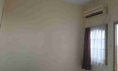 DI SEWAKAN  1 UNIT KAMAR KOS UNTUK SINGLE (PRIA/WANITA) KARYAWAN