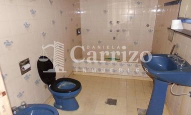 LOCAL COMERCIAL CON VIVIENDA EN AVENIDA ENTRE RIOS AL 1500, BALVANERA, CABA.