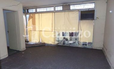 LOCAL COMERCIAL CON VIVIENDA EN AVENIDA ENTRE RIOS AL 1500, BALVANERA, CABA.