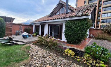 CASA CAMPESTRE EN ARRENDAMIENTO CERCA DE PIEDRA CHIA A770