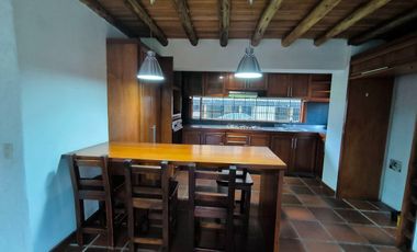 CASA CAMPESTRE EN ARRENDAMIENTO CERCA DE PIEDRA CHIA A770