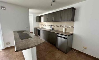 Casa en venta, Avda. Manuel Córdova Galarza, Conjunto Alcázar de Córdova, Pomasqui, Quito