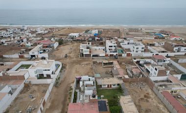 🌊 ¡Terreno En Esquina A 1 Cuadra Del Mar En Punta Negra! 🏝️