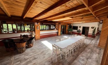 Terreno con 3 cabañas y salón de eventos en Los Capulines, Jalisco