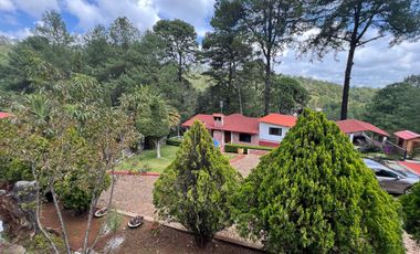 Terreno con 3 cabañas y salón de eventos en Los Capulines, Jalisco