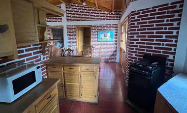 Terreno con 3 cabañas y salón de eventos en Los Capulines, Jalisco