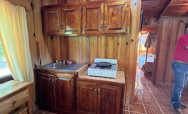 Terreno con 3 cabañas y salón de eventos en Los Capulines, Jalisco