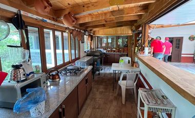 Terreno con 3 cabañas y salón de eventos en Los Capulines, Jalisco