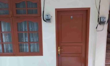DI SEWA 1 UNIT KAMAR PETAK UTK PASUTRI/KELUARGA