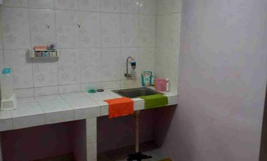 DI SEWA 1 UNIT KAMAR PETAK UTK PASUTRI/KELUARGA