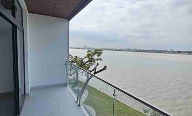 HERMOSO DEPARTAMENTO VISTA AL RÍO DE ESTRENO - URB RIONA - KM3. VÍA SAMBORONDON
