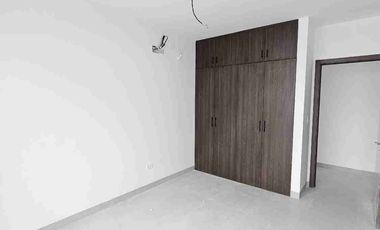 HERMOSO DEPARTAMENTO VISTA AL RÍO DE ESTRENO - URB RIONA - KM3. VÍA SAMBORONDON