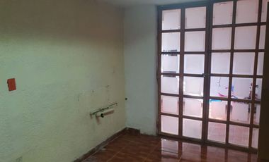 EXCELENTE CASA DE 2 NIVELES