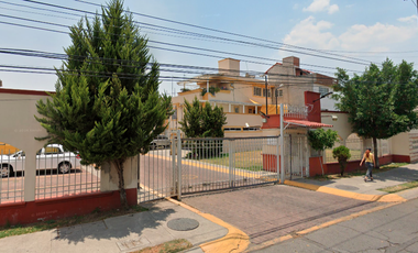 Vive con Estilo en Condominio Republica Dominicana, Las Americas – ¡Casa en Venta! 🏡