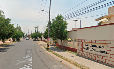 Vive con Estilo en Condominio Republica Dominicana, Las Americas – ¡Casa en Venta! 🏡