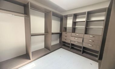 CASA EN RENTA DENTRO FRACCIONAMIENTO PRIVADO EN ALTOZANO