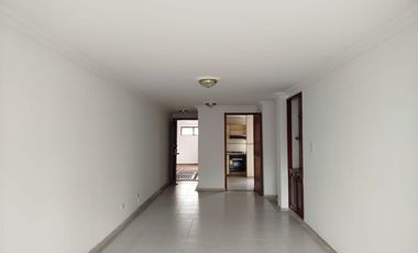 Apartamento en arriendo en Los Alpes