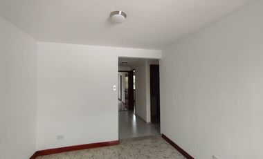 Apartamento en arriendo en Los Alpes