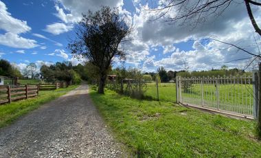Parcela con Casa en Venta en Condominio Privado Campos de Huichahue