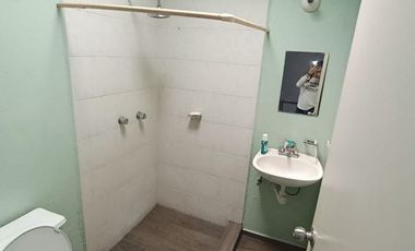 BONITA CASA RECIEN REMODELADA