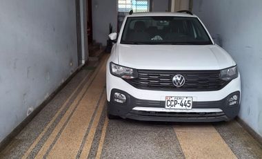 Se Alquila Departamento 1er Piso, Urb. Sagitario, Surco.