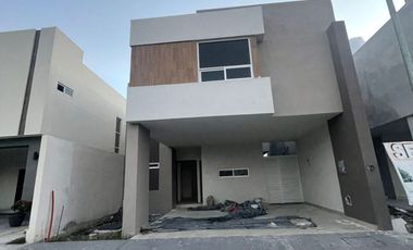 PRE VENTA DE CASA EN RESIDENCIAL MONTEBELLO