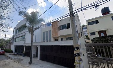 Hermosa y amplia casa en remate bancario en Las Arboledas, 52957 Cdad. López Mateos, Méx. (NO SE ACEPTAN CREDITOS HIPOTECARIOS)