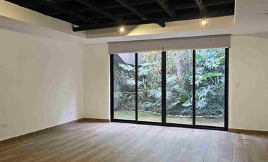 RENTO ESPECTACULAR CASA