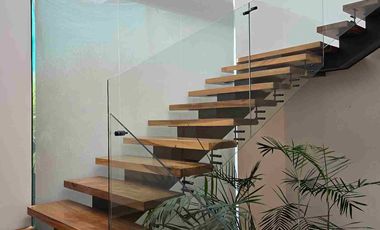 RENTO ESPECTACULAR CASA