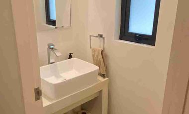 Rento Departamento c balcon a SIN MUEBLES Río Amazonas Cuauhtemoc