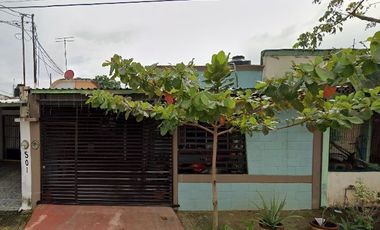CASA EN VENTA DE REMATE BANCARIO EN COZOLOAQUE, VERACRUZ
