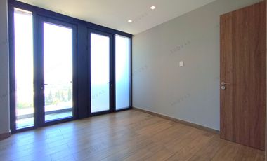 RENTA DEPARTAMENTO NUEVO PLAZA PENINSULA